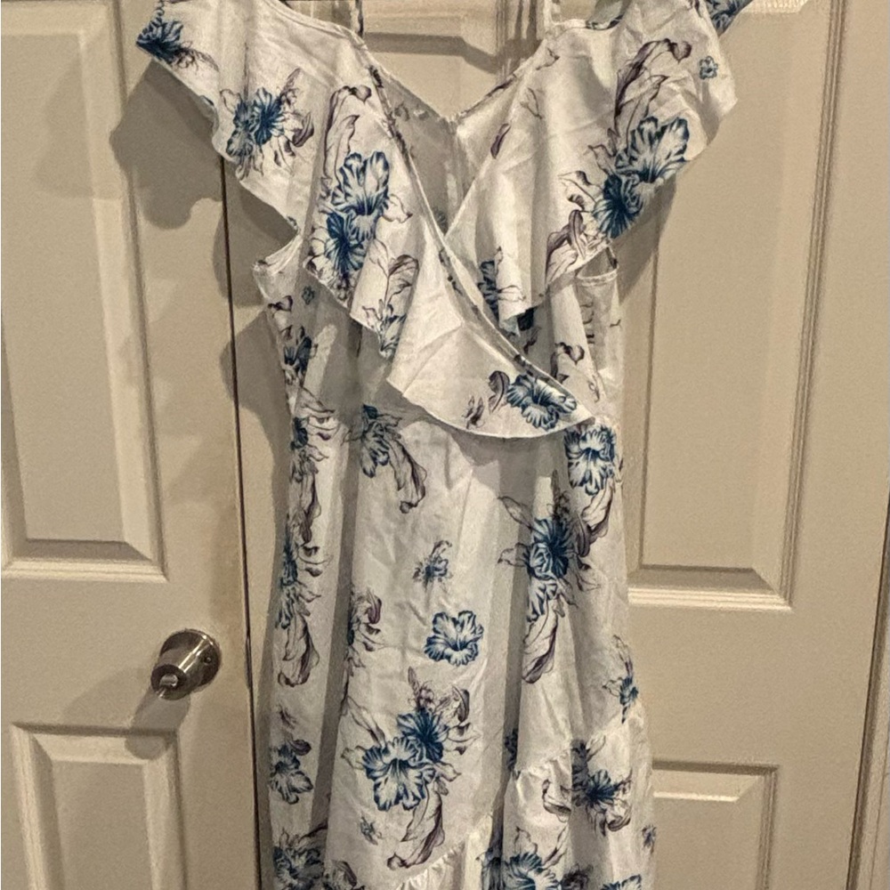 SHEIN White and Blue Floral Maxi Dress